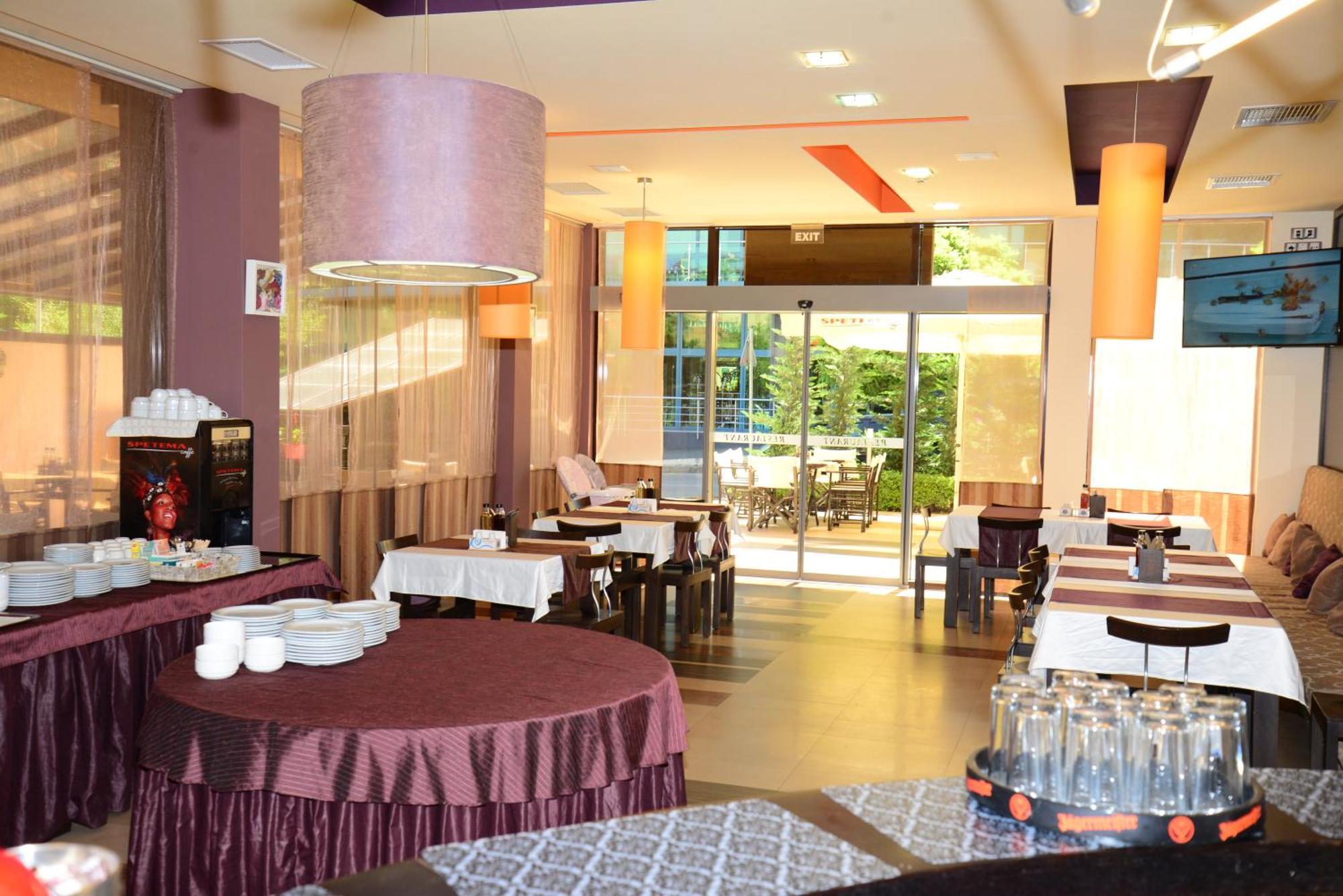 North Beach Hotel Primorsko Bagian luar foto